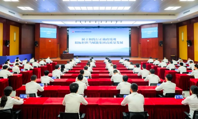 王俐俐.jpg