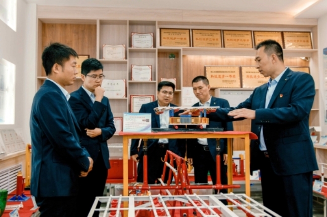 1792633537116795.jpeg 以“新”破局,实现创新赋能迈新阶.jpg